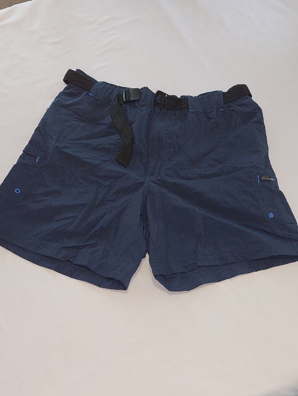 Columbia  Navy Hybrid Outdoor Shorts with Webbing Belt.Size S